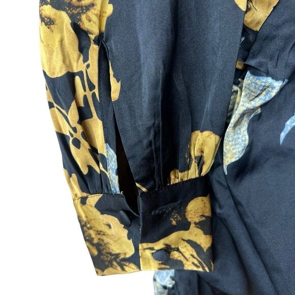 NWT VICI COLLECTION Magnificent satin drape mini dress size XS - Picture 9 of 11